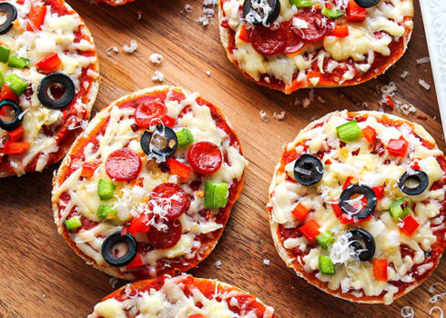 mini pizza bagels recipe image