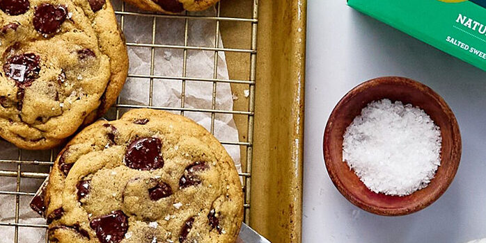 chocolate chip cookies